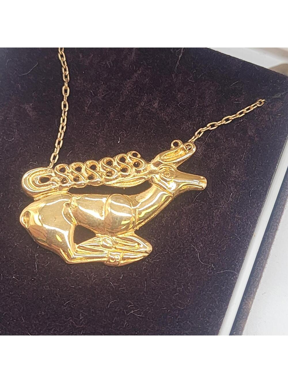 Vintage Danecraft Gold Tone Deer Pendant Necklace Signed Woodland Jewelry